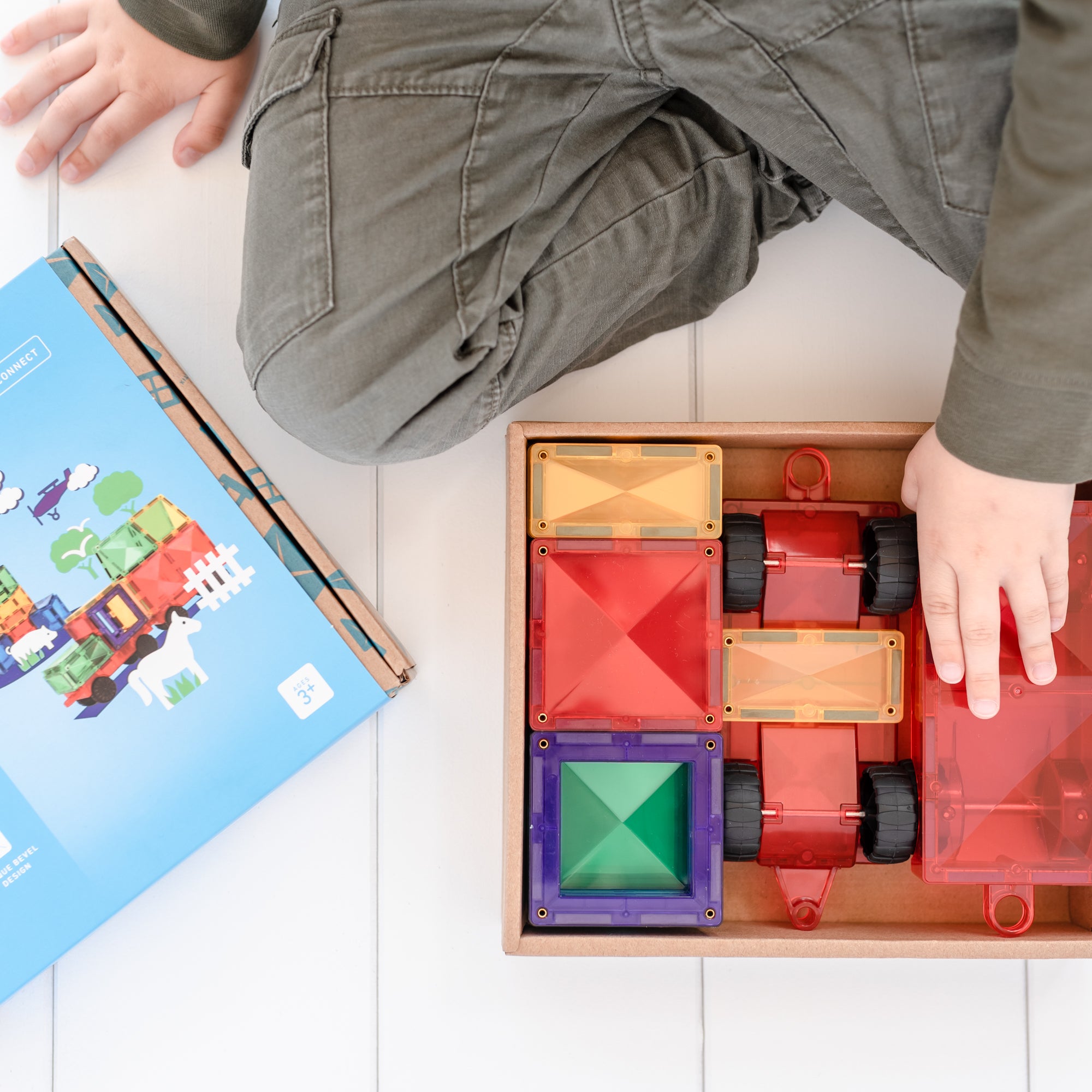 CONNETIX 24 Piece Rainbow Motion Pack