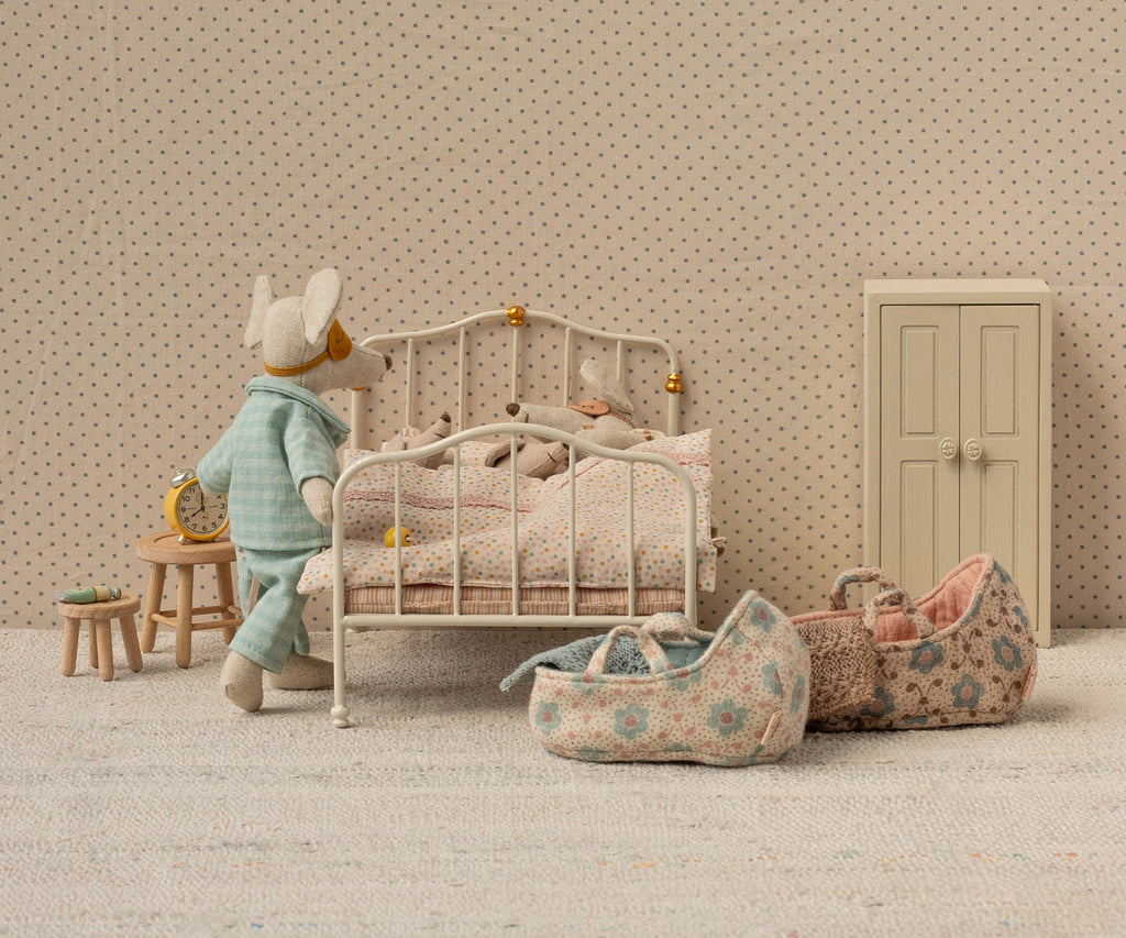 Maileg Vintage Bed, Mouse | Off White