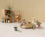 Maileg Car, Mouse | Wheat