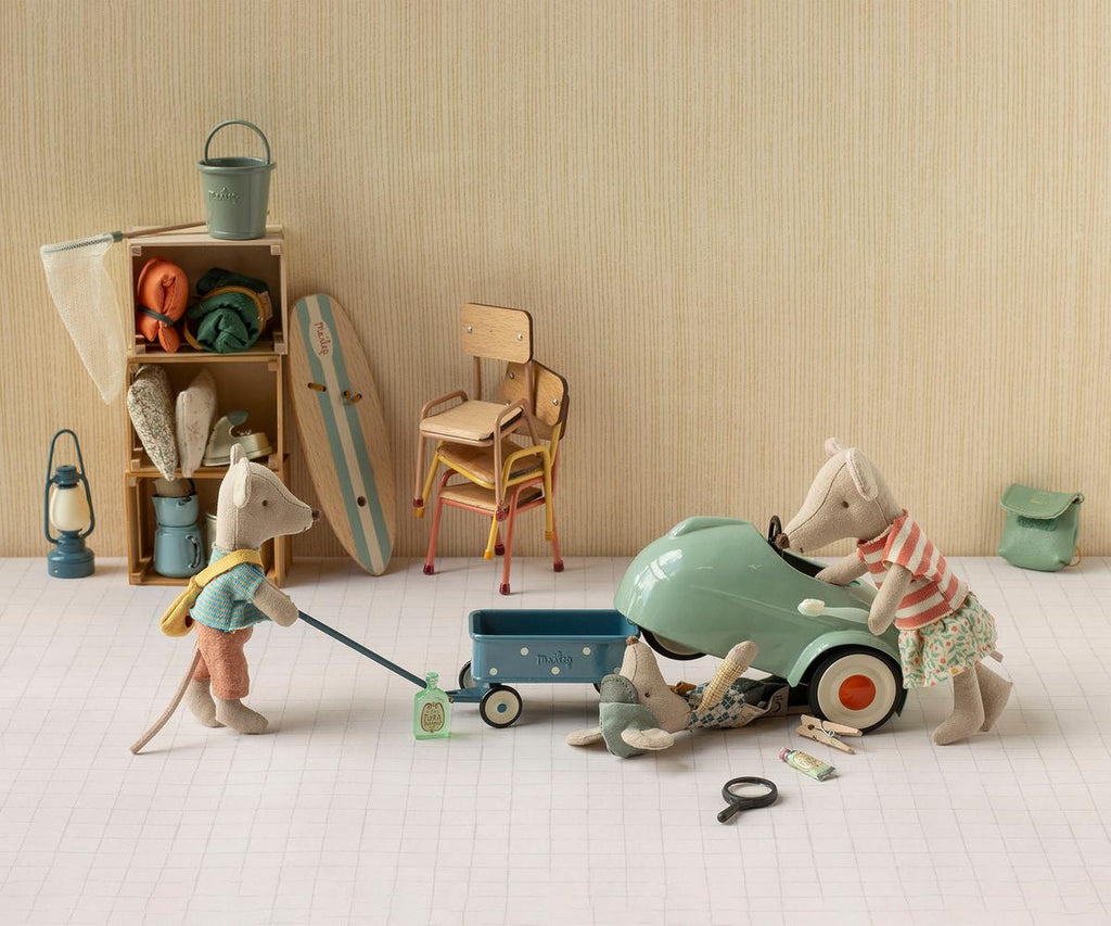 Maileg Car, Mouse | Light Mint