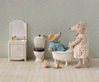 Maileg Mum & Dad Mice in Cigar Box