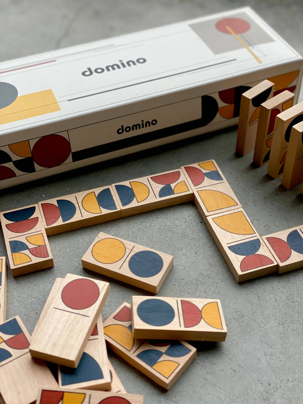 Wooden Story Domino Modern