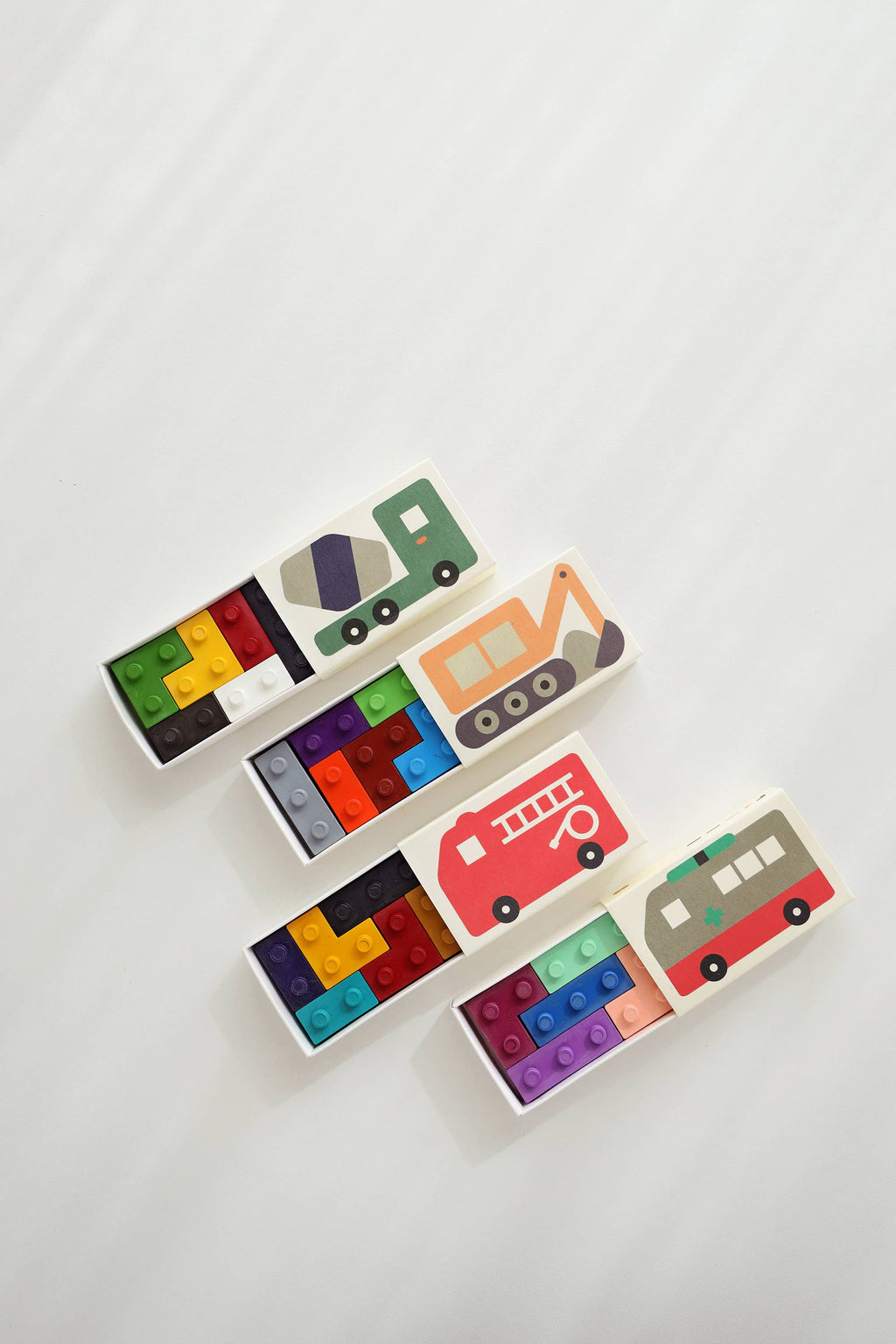 Goober Pocket Crayon Ambulance
