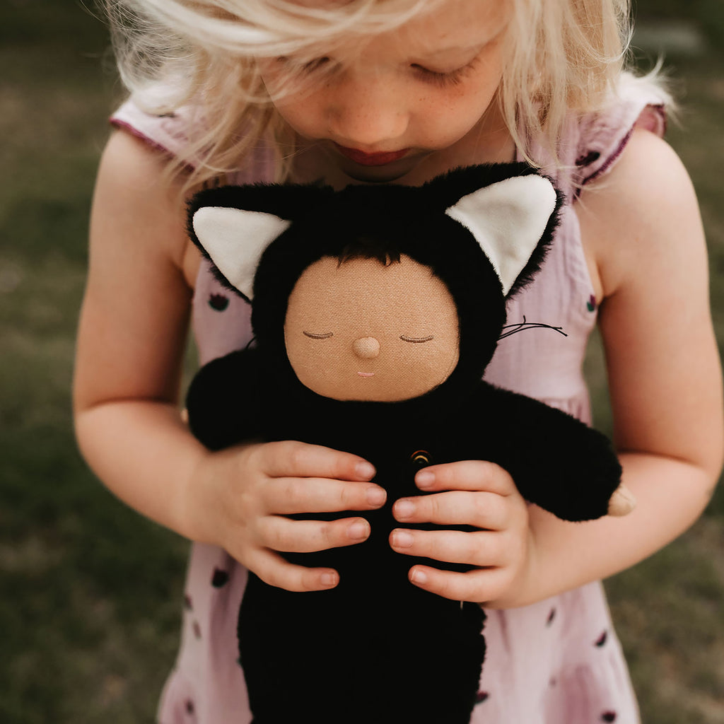 Olli Ella Cozy Day Dinkum Cat Nox