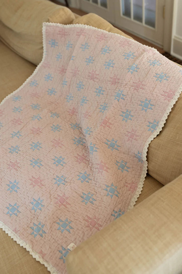 New Grain Sunday Quilt Peony | 81 × 107 cm