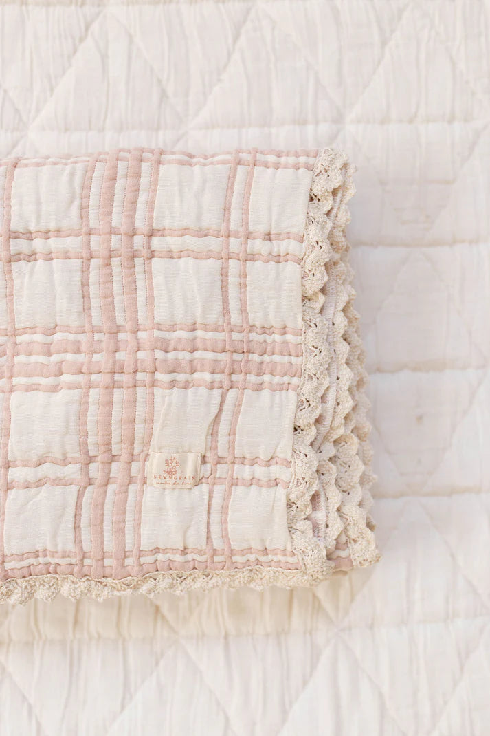 New Grain French Plaid Quilt Petal | 76 × 102 cm