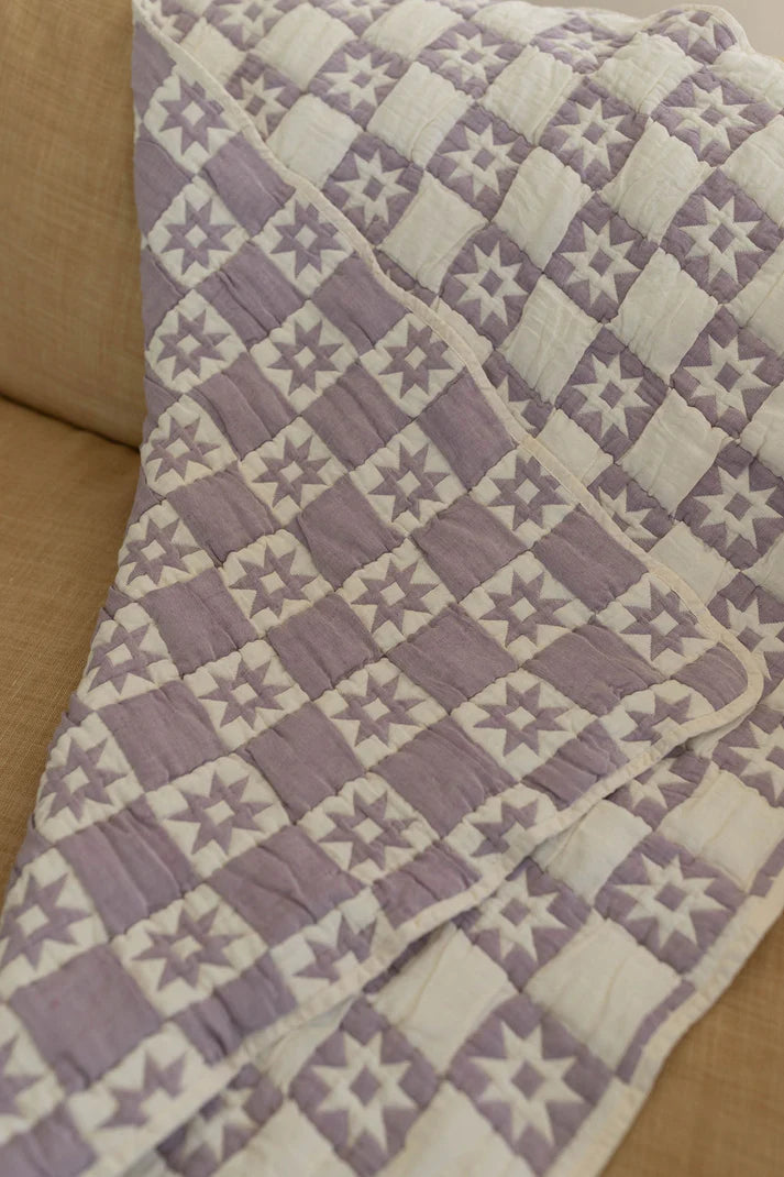 New Grain Homestead Quilt Lilac | 76 × 102 cm