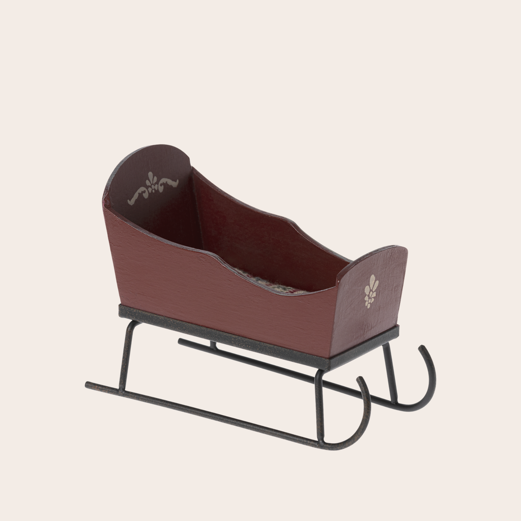 Maileg Sleigh Mouse | Red