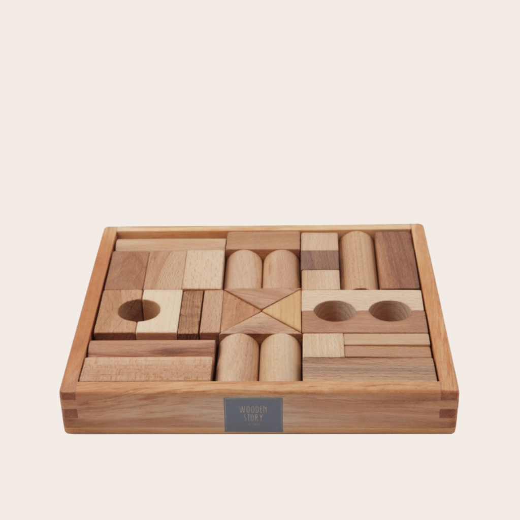 Wooden Story Natural Blocks in Tray - 30 Pieces