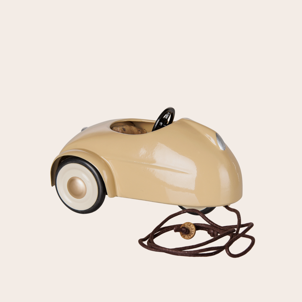 Maileg Car, Mouse | Wheat