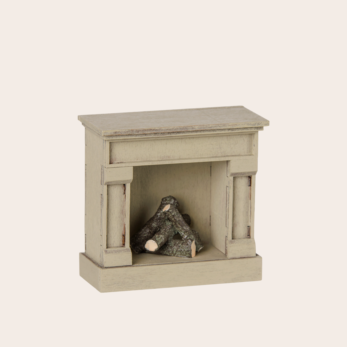 Maileg Fireplace, Mouse | Off White