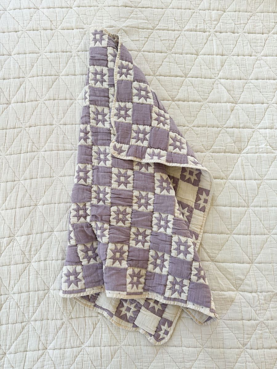 New Grain Homestead Quilt Lilac | 76 × 102 cm