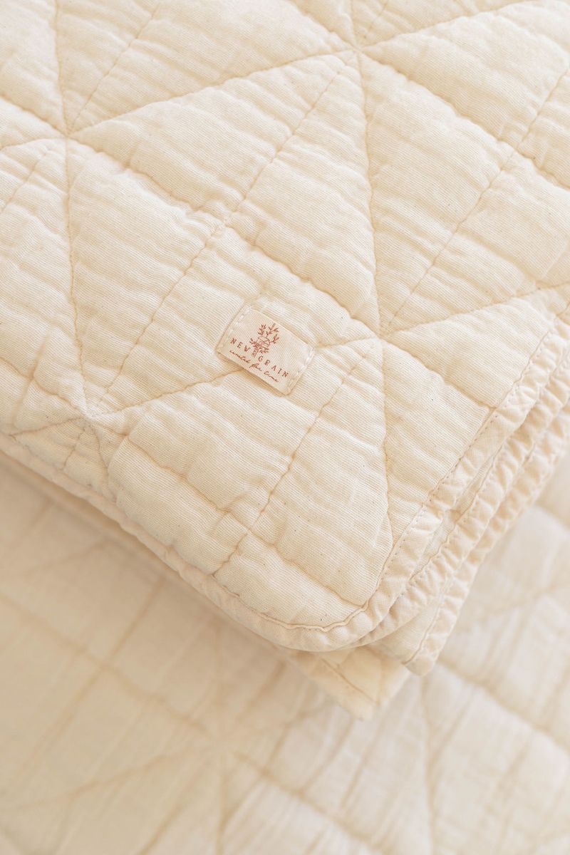 New Grain Quilted Blanket Natural | 91 × 127 cm